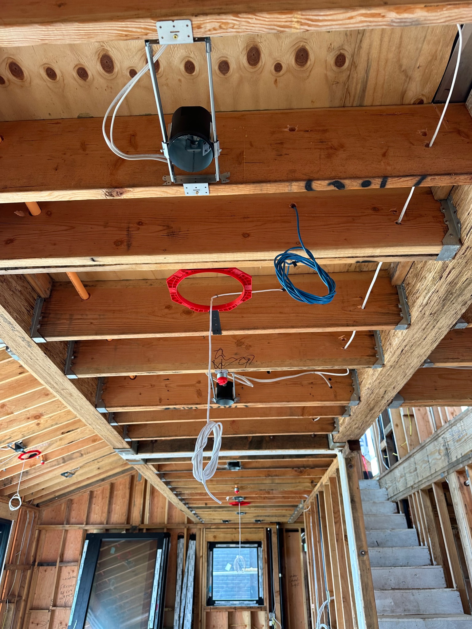 Ceiling network cabling during construction